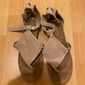 Koolaburra by UGG Sandals